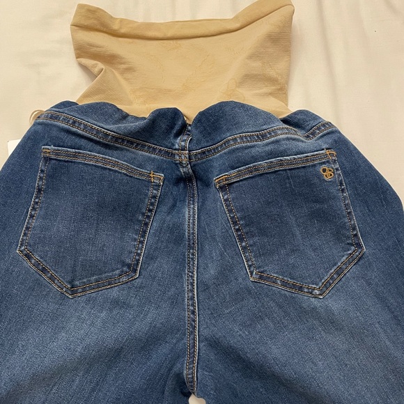 Jessica Simpson Maternity Skinny Jeans - Picture 2 of 4